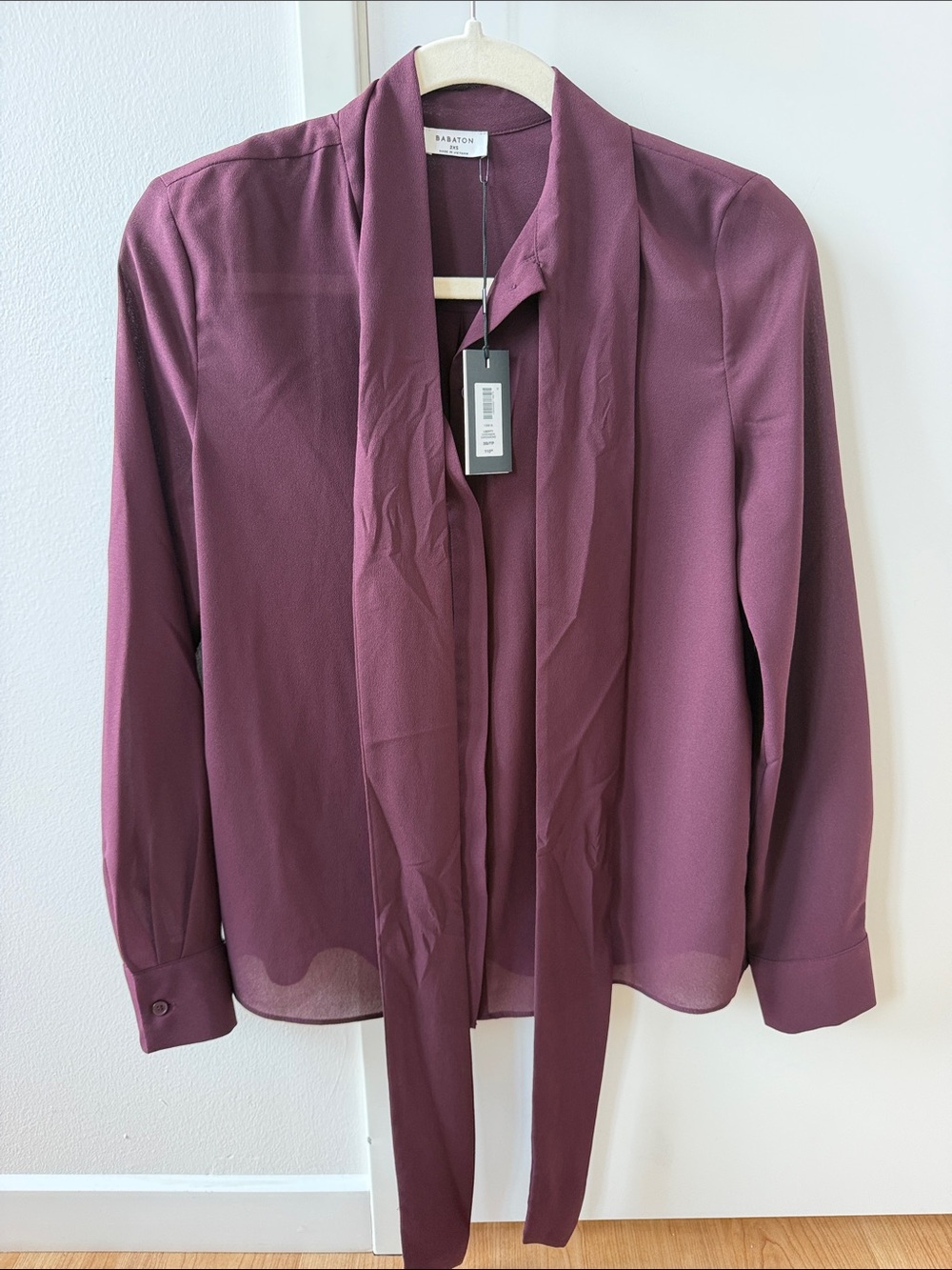 NEVER WORN - ARITZIA Plum Tie-Neck Semi-Sheer Long Sleeve Blouse